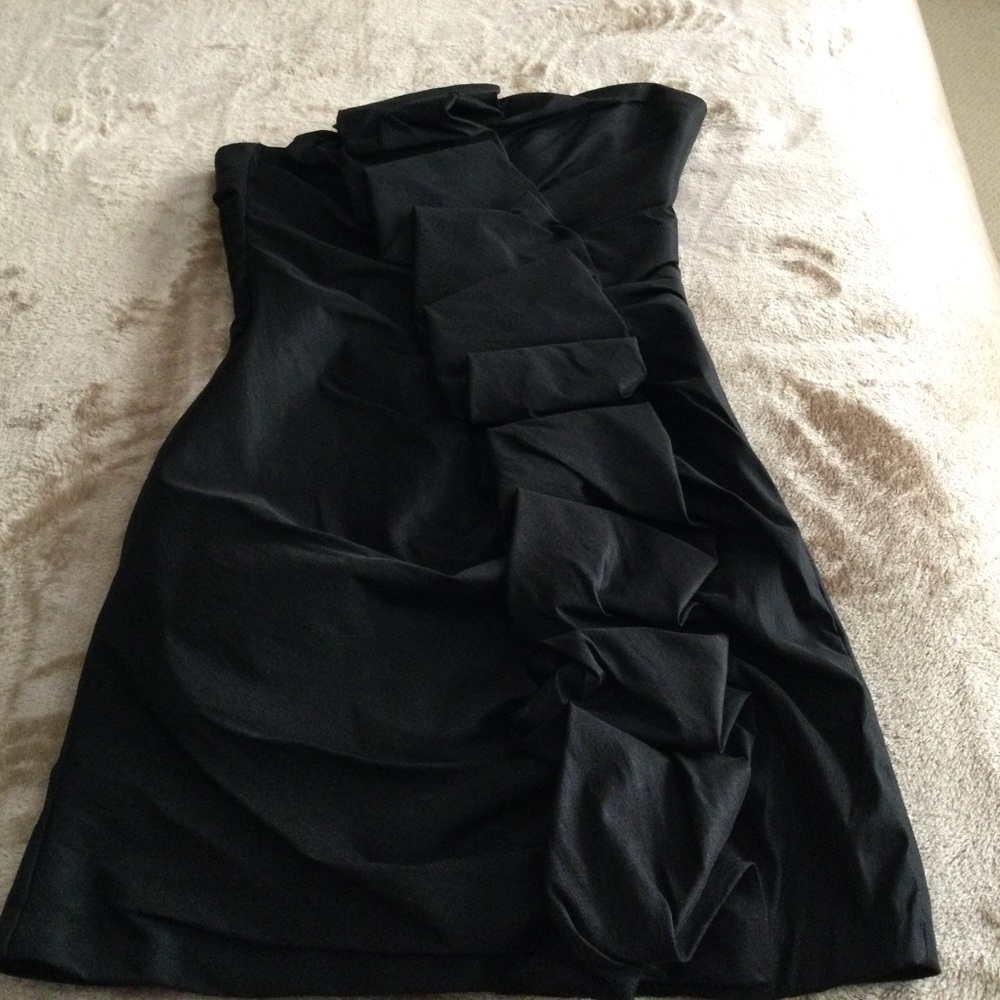 Love Black Strapless Cocktail Dress Sz:5 Run Small